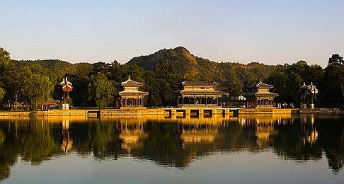 《漫威争锋》暂不考虑加入职责限制：不会限制玩家选择